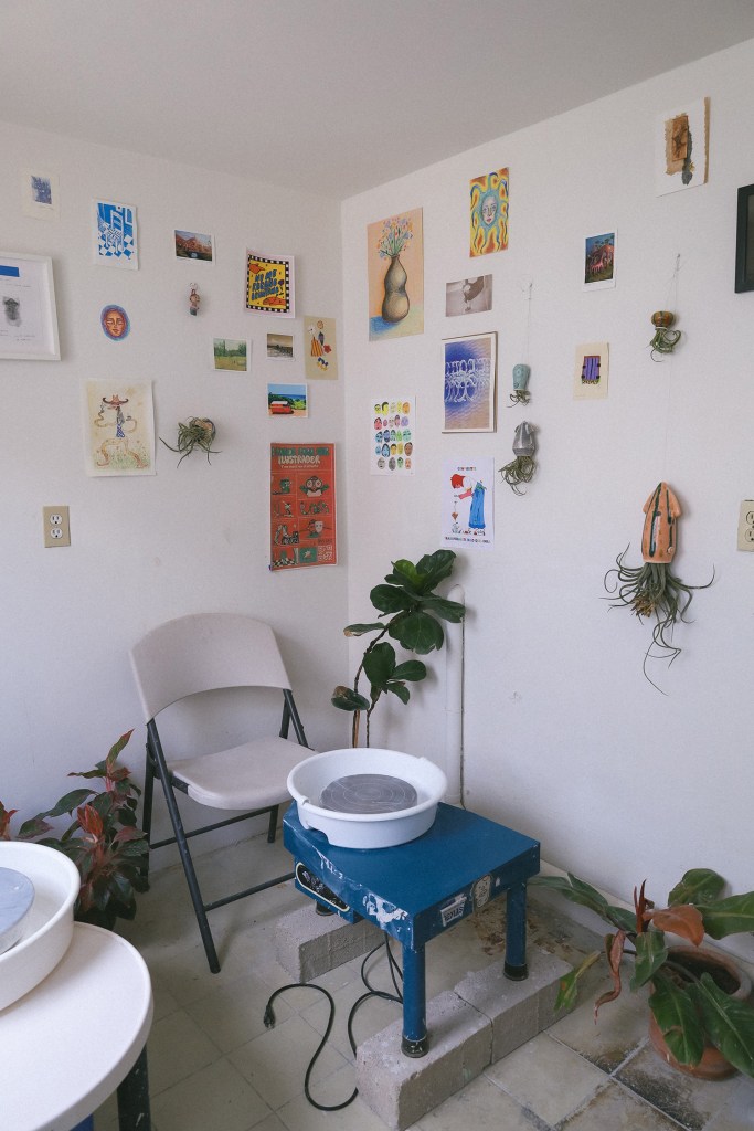 Un rincón del taller de AKE Studio